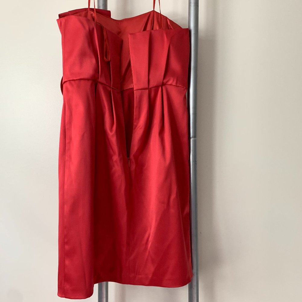 Dress - Picture 2 of 3